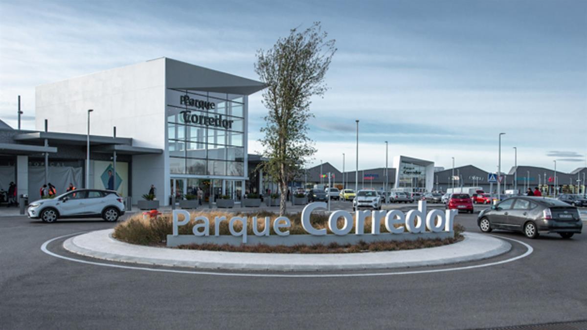 Media Markt y Besson aterrizan en el complejo comercial