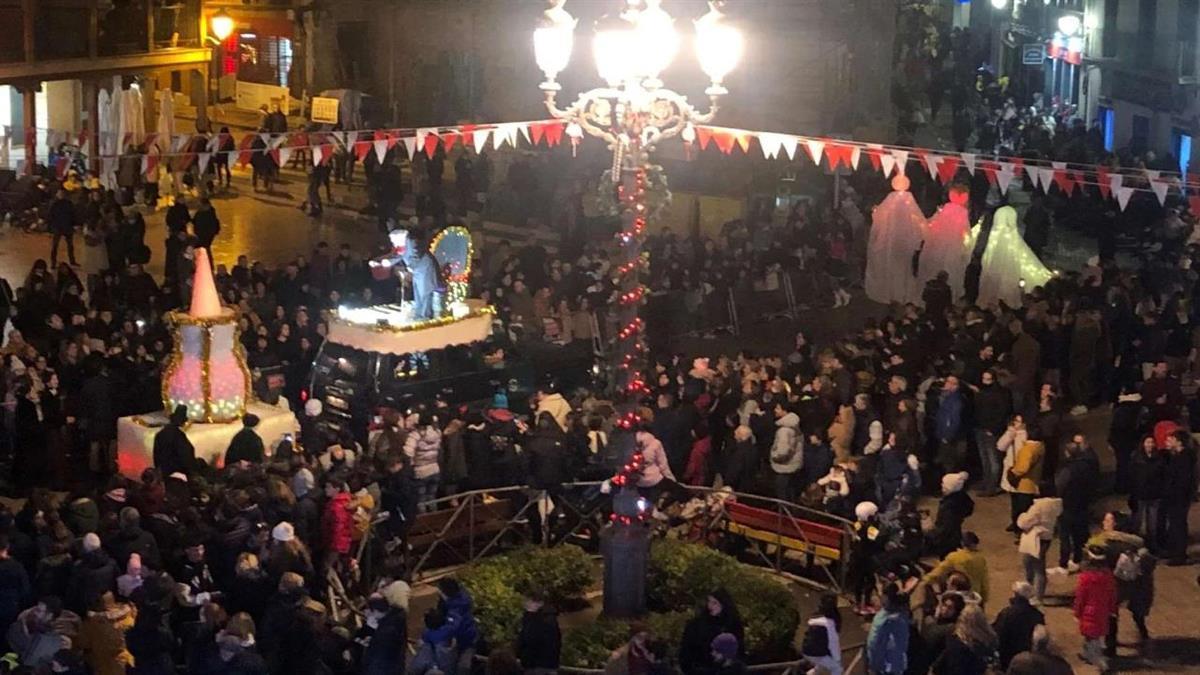 Participa en el Concurso de Carrozas y Pasacalles