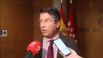 El portavoz popular se ha mostrado "muy satisfecho" con los Presupuestos de la Comunidad de Madrid