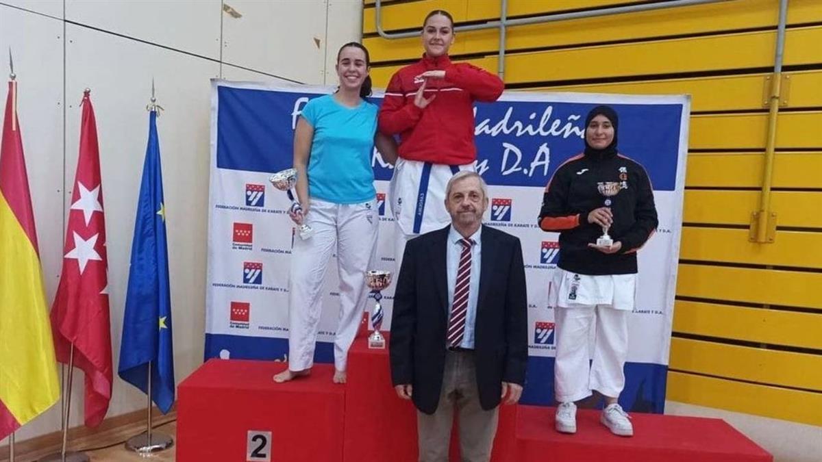La pinteña se proclama subcampeona en el Campeonato de Madrid sub- 21 de karate
