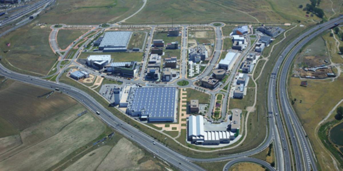 ¿Se está pensando en facilitar una futura recalificación de terrenos de equipamiento? 