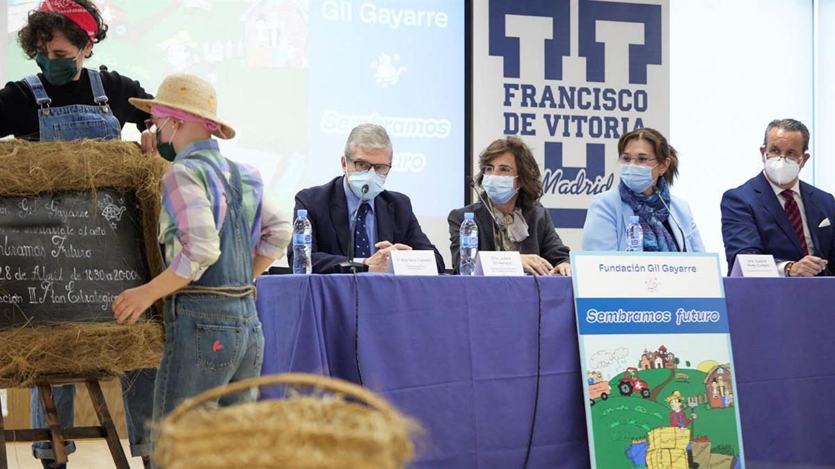 Una presentación de la Fundación Gil Gayarre