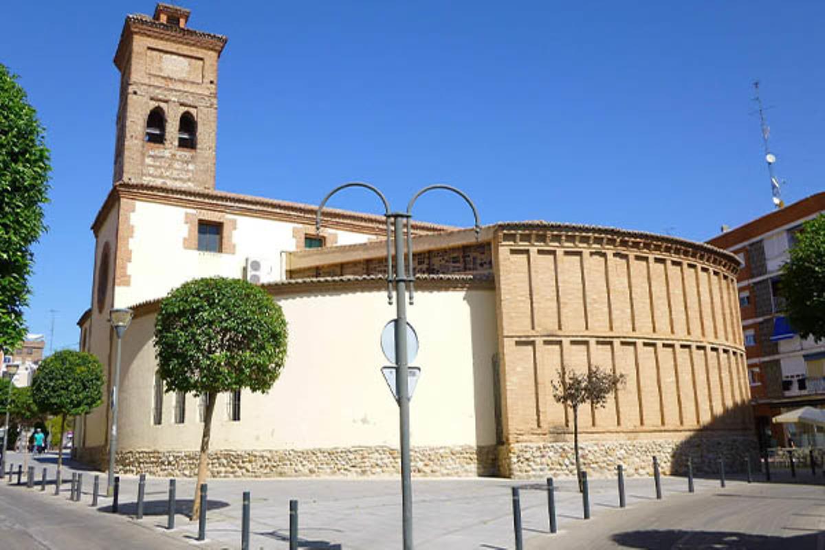 La pieza está interpretada por el organista Álvaro Carretero en el órgano de la parroquia