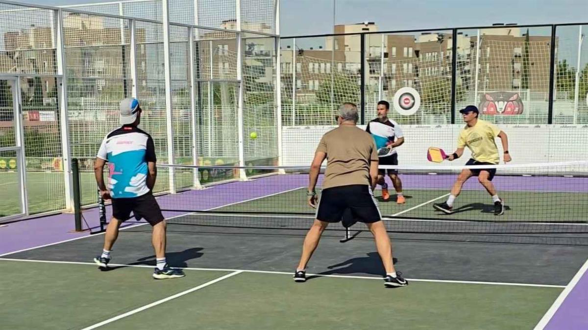 El ayuntamiento ha habilitado dos nuevas pistas en la Ciudad Deportiva 