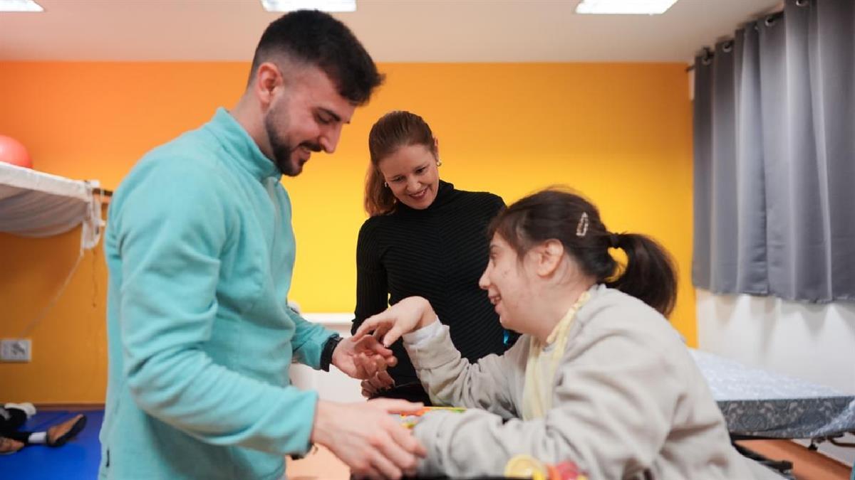 Ana Dávila, ha dado a conocer estos datos durante su visita al Centro de Rehabilitación de la Fundación Inclusive, en Pinto