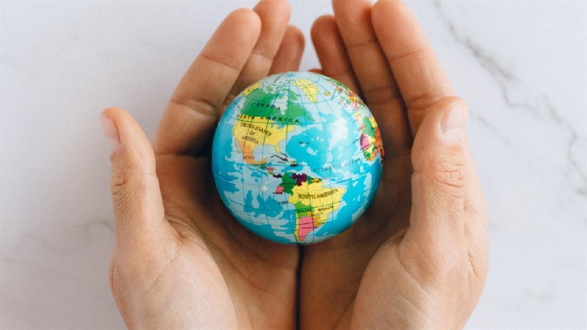 La fachada de la Casa Consistorial, edificios municipales y fuentes ornamentales se apagarán entre las 20:30 y las 21:30 horas