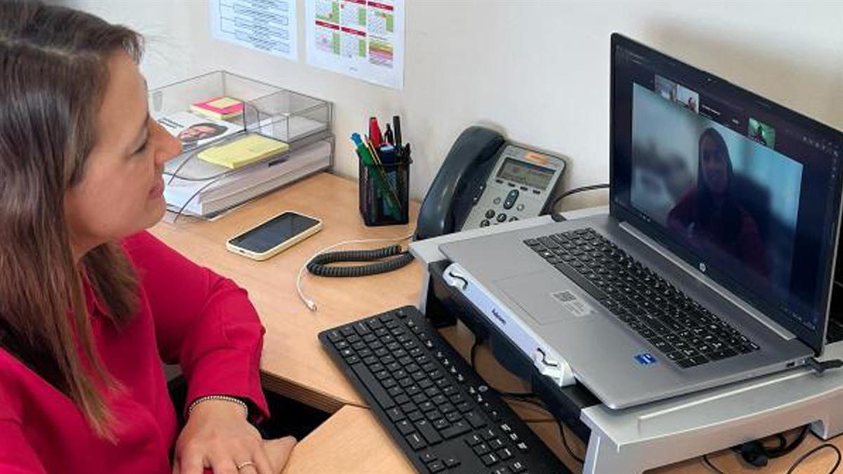 El ayuntamiento se ha reunido con los centros educativos para poner en marcha la iniciativa