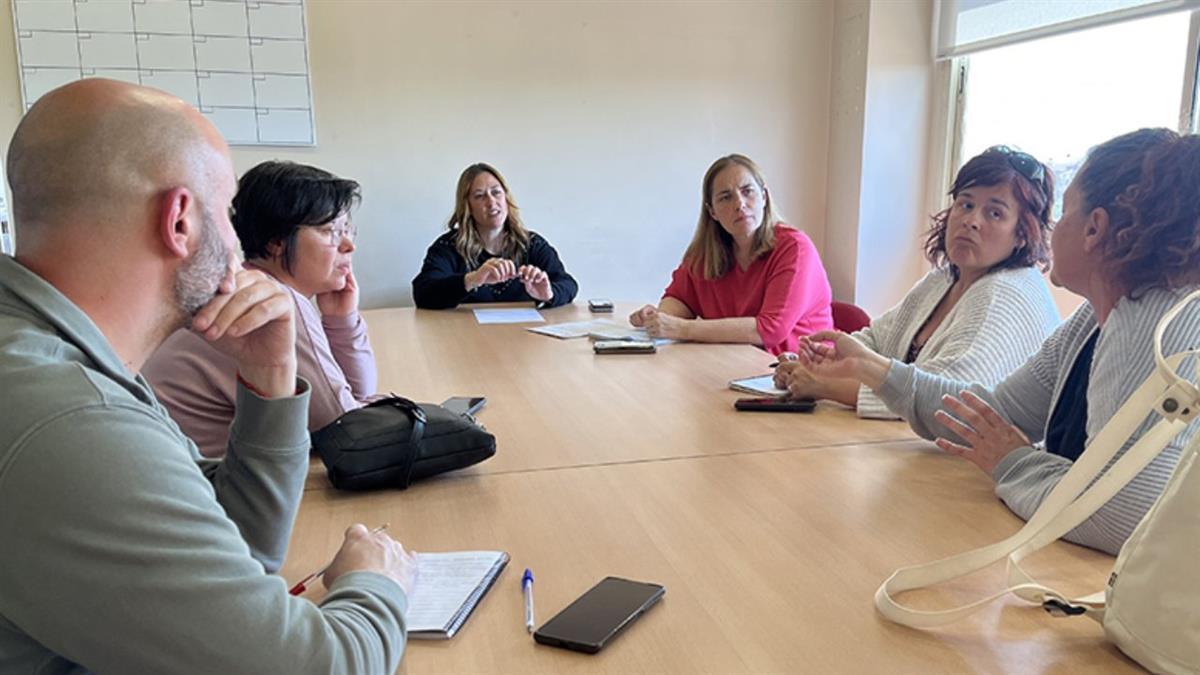  La concejala de Educación se ha reunido con las AMPAs para explicarles los ejes de este incremento