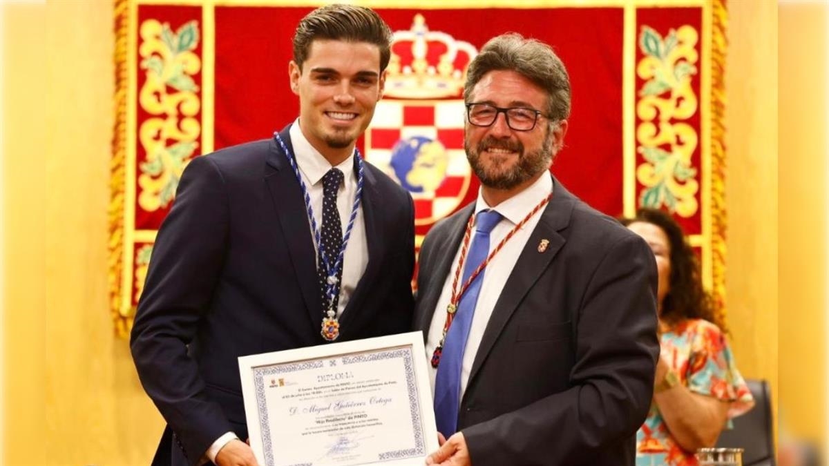 El futbolista del Nápoles, primer oro olímpico en la historia de Pinto, ya es Hijo Predilecto de la ciudad