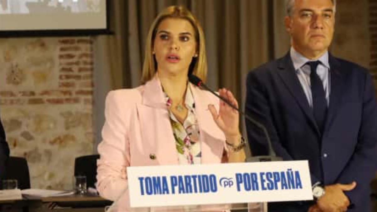 La alcaldesa complutense considera que el presidente del Gobierno "tensiona las ciudades donde no gobierna"