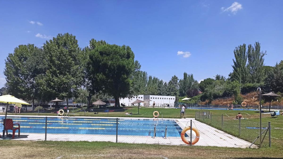 Ramón Lucero: "ya tendrían que haberse realizado las tareas para poner en funcionamiento la piscina"