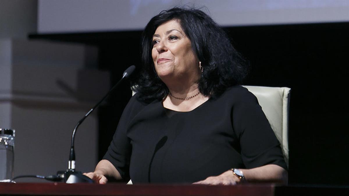 Desde el Ayuntamiento han declarado que estudiarán las ideas de los grupos municipales para homenajear a la escritora 