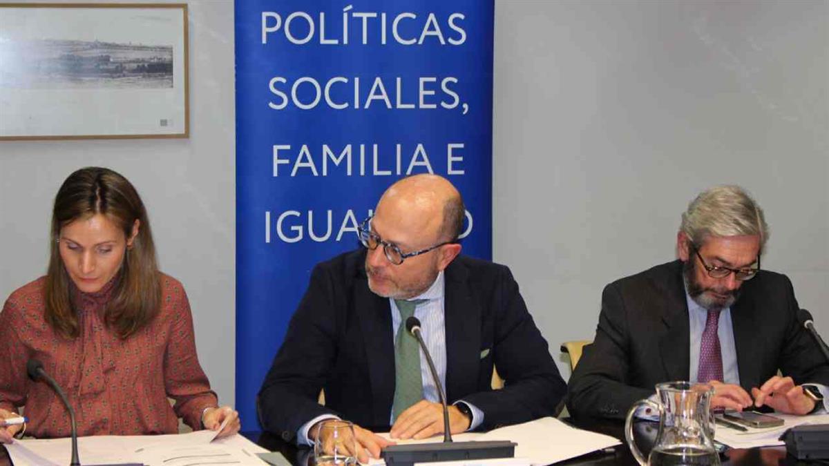 El Plan de Fomento de Natalidad se estructurará en: Conciliación y Empleo; Apoyo a la Crianza y Corresponsabilidad; Urbanismo, Medio Ambiente y Movilidad, y Políticas Familiares
