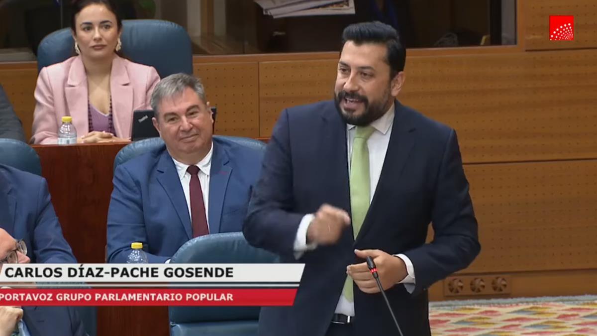 El portavoz del PP en la Asamblea de Madrid defiende la gestión de la región en planes dirigidos a los jóvenes