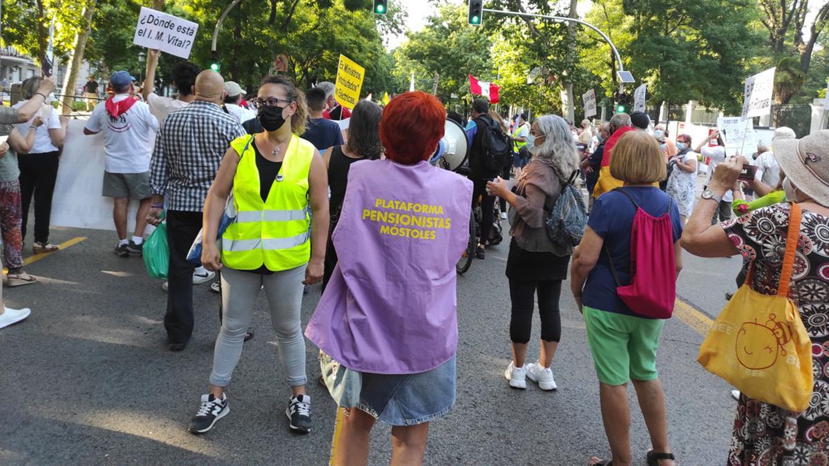 En la misiva le han pedido a las dos ministras que "se mejore el poder adquisitivo de las pensiones mínimas"