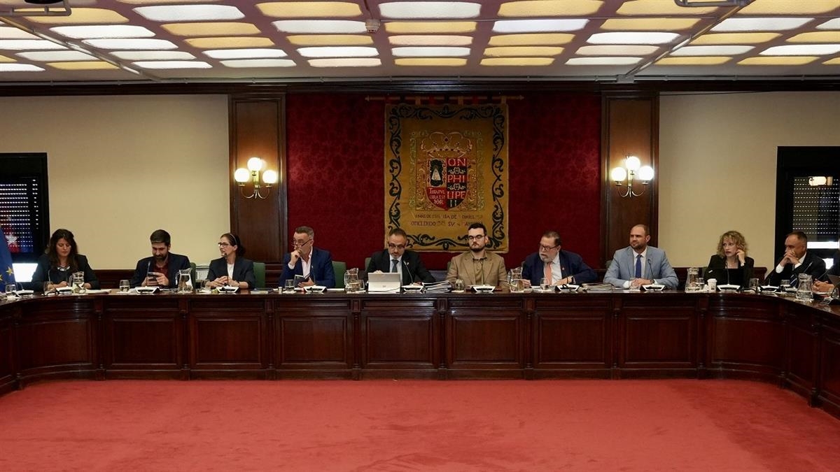 La sesión aprobó mociones sobre educación infantil y respaldo a las víctimas del terrorismo