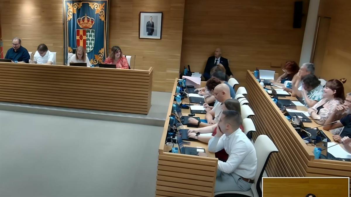 Todos los grupos municipales han votado a favor de la proposición excepto el Partido Popular