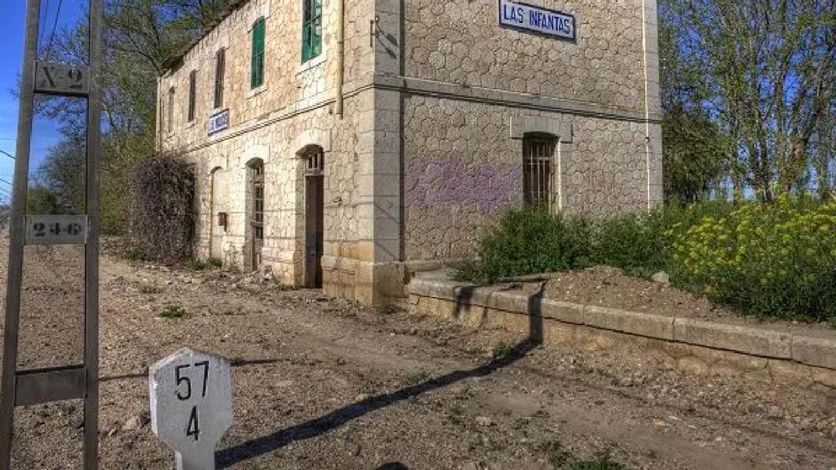 El Partido Socialista ha defendido "la puesta en valor" del leguario situado junto al apeadero de las Infantas