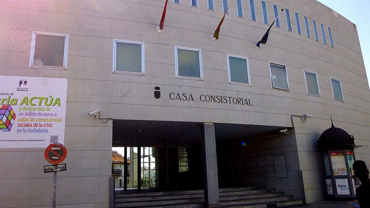 La formación política asegura que en Parla "sobra el odio"