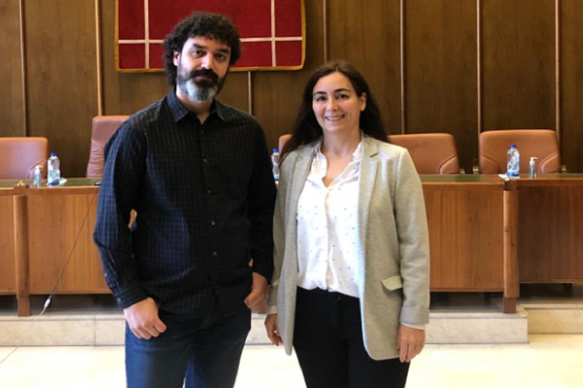 Una forma de tratar este asunto será mediante la "Mesa de Accesibilidad"