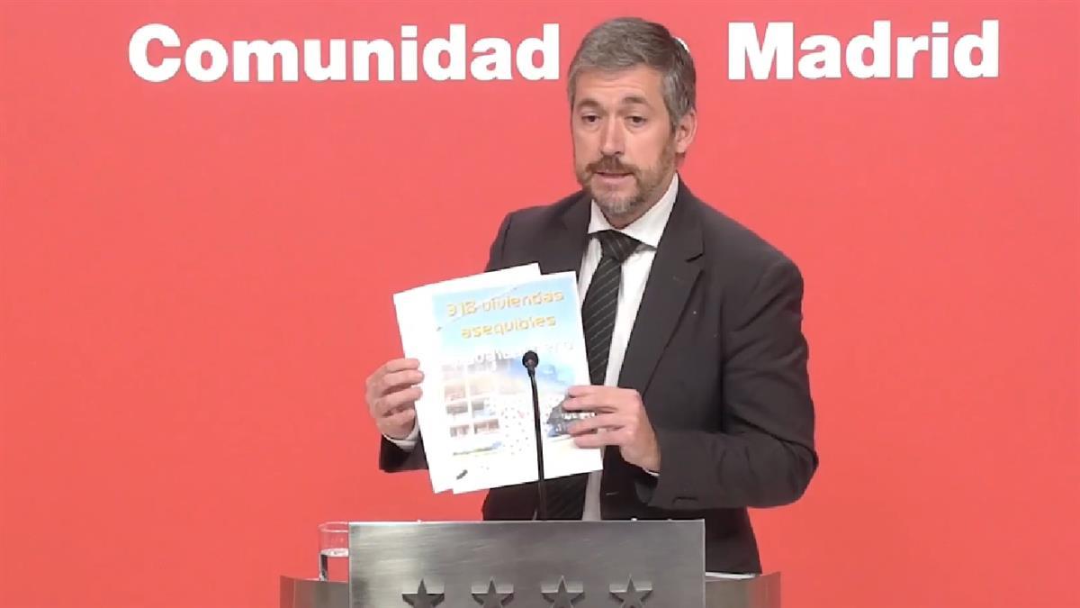 Miguel Ángel Martín denuncia la "apropiación" de 318 viviendas en Navalcarnero
