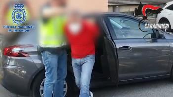 La Policía Nacional, en colaboración con los Carabineri de Italia detienen a un prófugo de la justicia