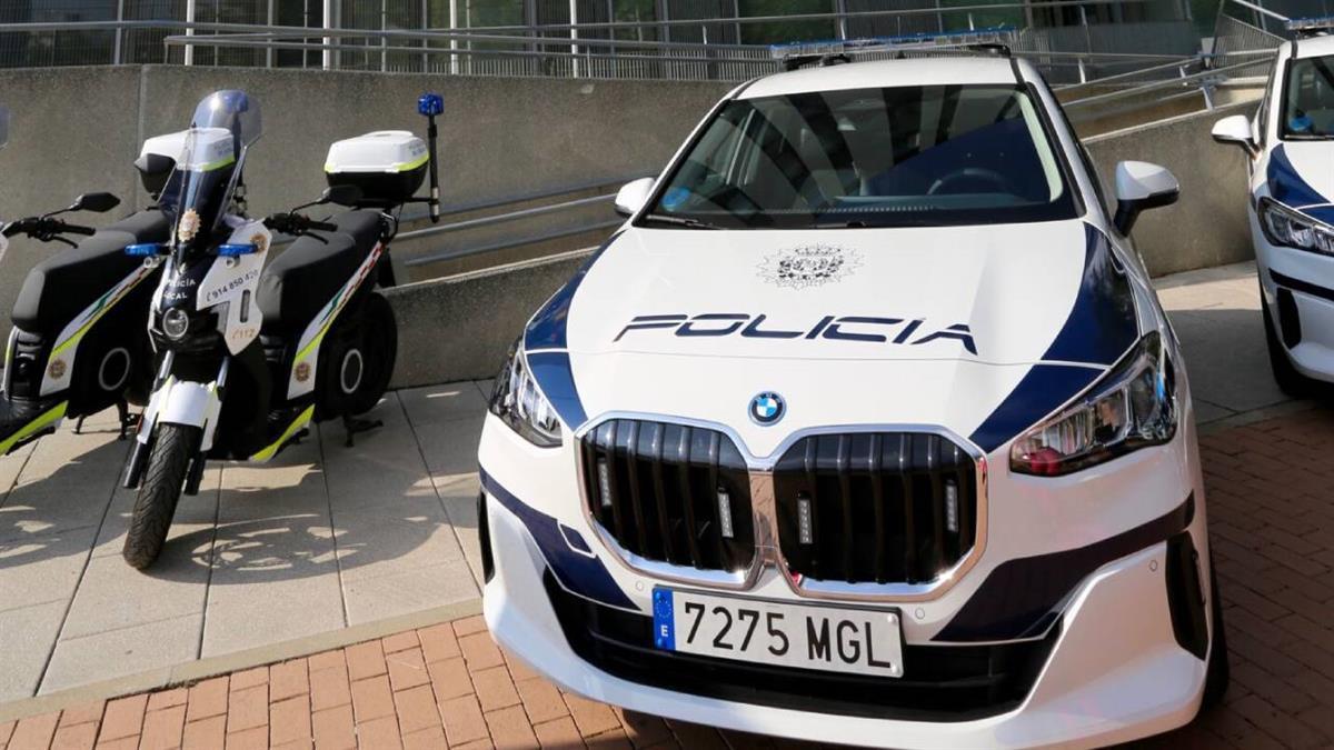 La rápida intervención de los agentes en las maniobras de RCP y el uso del desfibrilador fueron determinantes