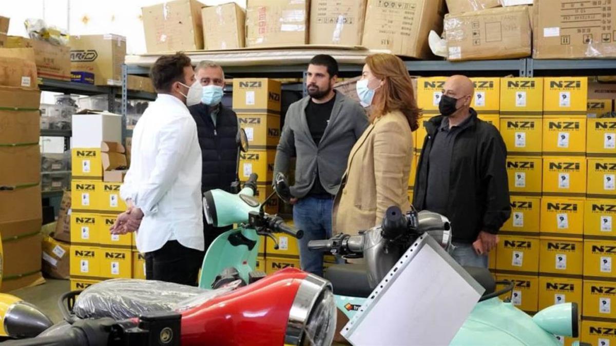 VOX ha acudido al recinto y exigido al alcalde la reparación de los desperfectos 