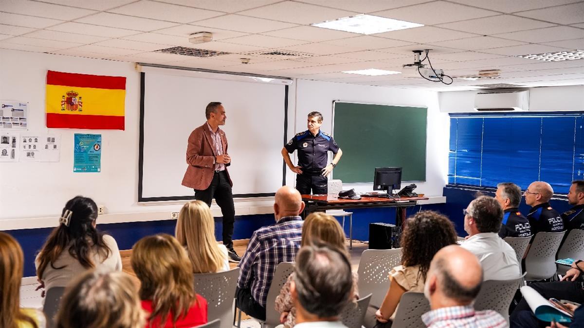 La localidad ha presentado un dispositivo especial para reforzar la seguridad en el entorno escolar