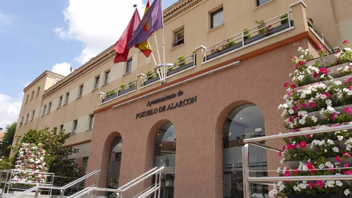 La localidad afrontará las bajas temperaturas con 80 toneladas de sal y reparto gratuito entre los vecinos