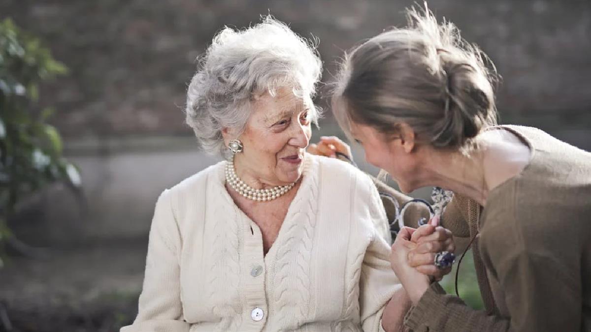 El Ayuntamiento ha creado programas de acompañamiento a los que ha destinado más de 700.000 euros