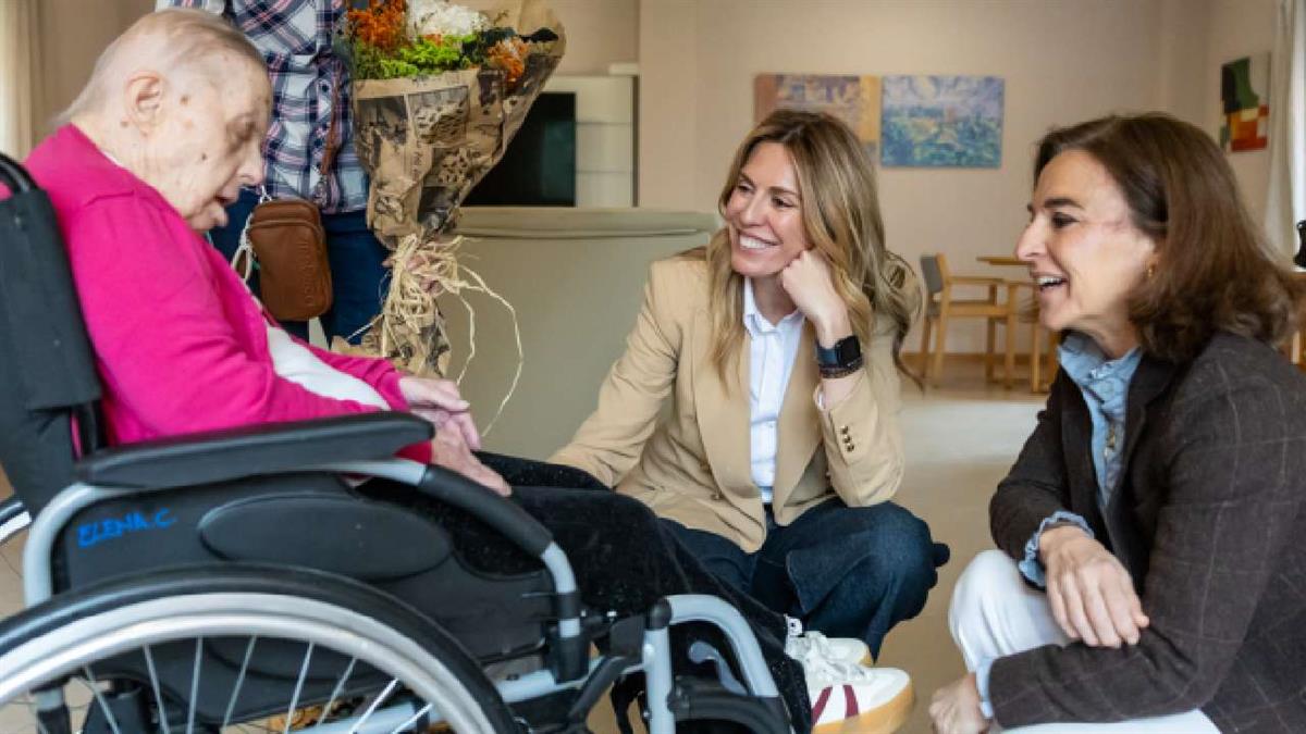 La alcaldesa visita a la persona más longeva de Europa con Síndrome de Down