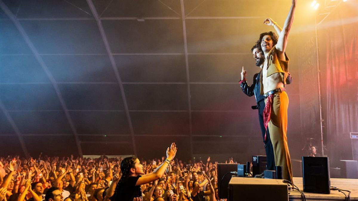 El concierto tributo a Adele, la merienda popular, el DJ MC y un espectáculo ecuestre protagonizan la jornada festiva