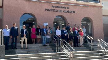 El municipio ha guardado un minuto de silencio por la última mujer asesinada