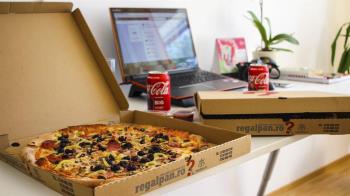 VOX presentó una moción en el pasado Pleno para tratar de regularizar la situación de las cocinas industriales que preparar comida a domicilio 