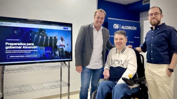 La plataforma permite enviar incidencias por barrios, preguntar directamente a Roberto Marín Vergara y consultar las iniciativas presentadas por el partido y las votaciones del Pleno.