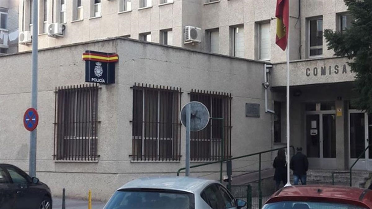 La formación señala que se registraron 3.437 infracciones penales en el primer semestre, mientras los datos oficiales reflejan aumentos en hurtos y estafas informáticas