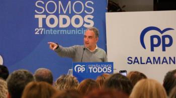 Elías Bendodo está convencido de que no es "ningún regalo" y hay que "merecerla"