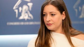 La portavoz del PP en el Congreso señala al presidente por “dictar sentencia” en una entrevista