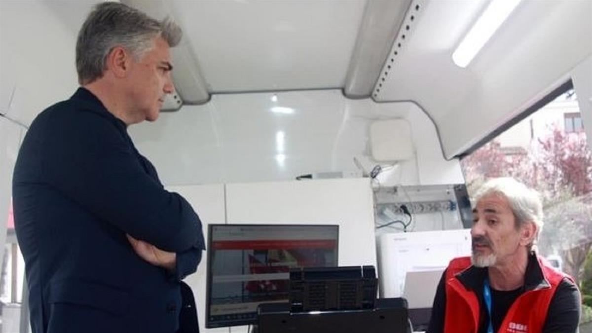 Los populares quieren que se reubique y que se de más publicidad a este servicio público de la Comunidad de Madrid