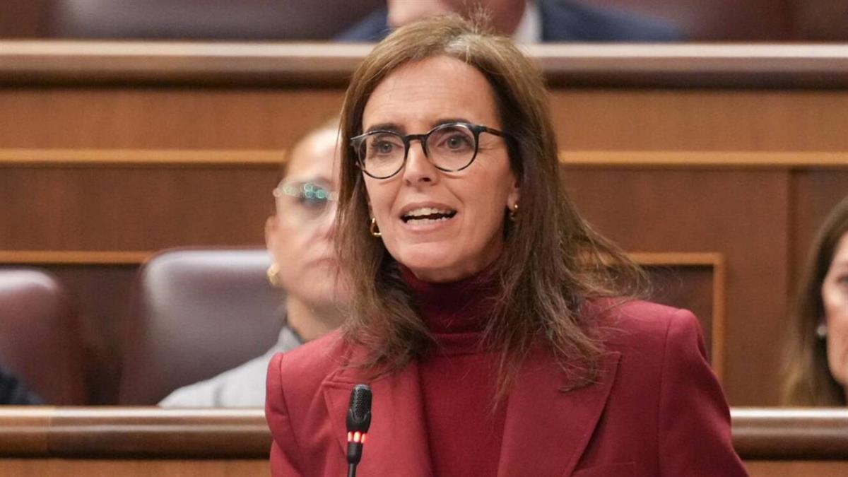 Carmen Fúnez critica que el Gobierno intente "normalizar" que los servicios públicos "no estén a la altura"