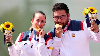 Fernández se ha hecho con el oro, junto a Fátima Gálvez, en tiro al plato mixto