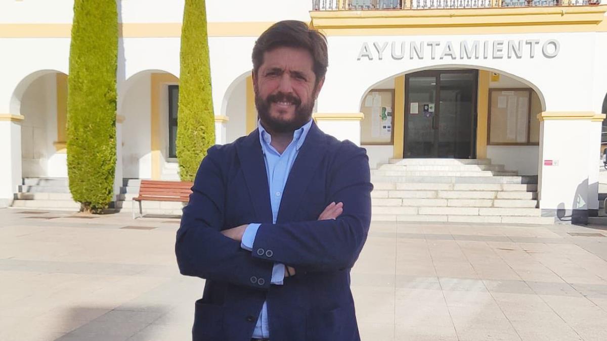 El cambio de funciones dentro del grupo municipal podría haber forzado la marcha de Ismael García Ruiz