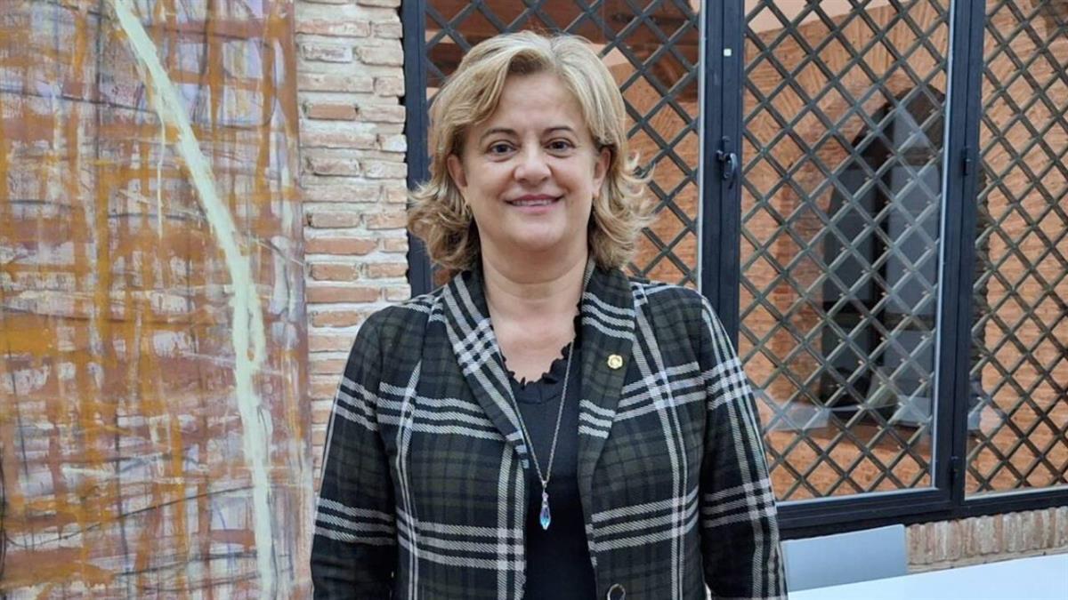 La concejala de Servicios Sociales ha respondido con contundencia a las críticas vertidas por el PSOE 