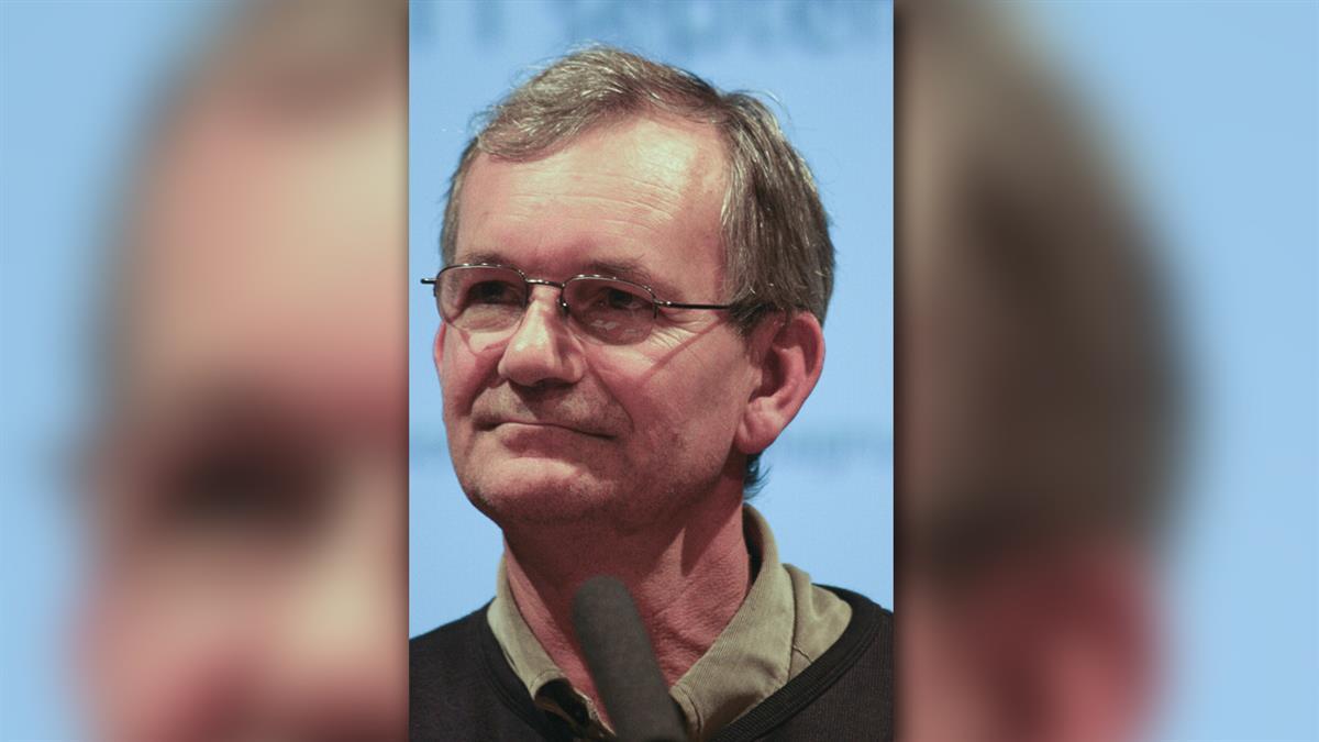 Hoy lunes se ha conocido que Parr ha sido galardonado con el Premio Internacional de Fotografía de Alcobendas 2022 por su destacado trabajo en el ámbito de la fotografía social