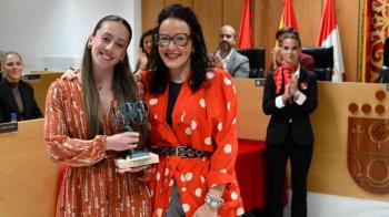 La esquiadora logró dos medallas de oro, una plata y un bronce 