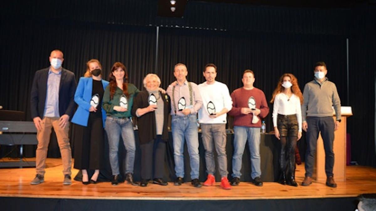 Cuarenta estudiantes de los centros educativos de Humanes participaron en el concurso y recitaron sus propias composiciones poéticas 