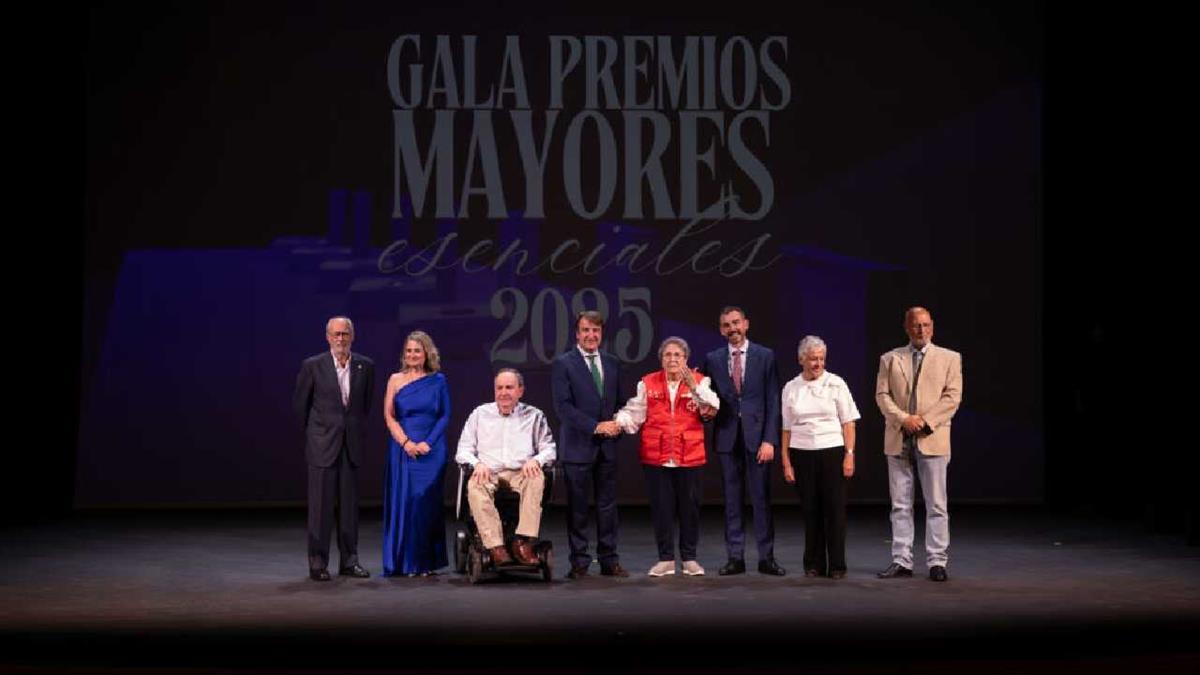 El ayuntamiento ha convocado una nueva edición de los Premios Personas Mayores Esenciales
