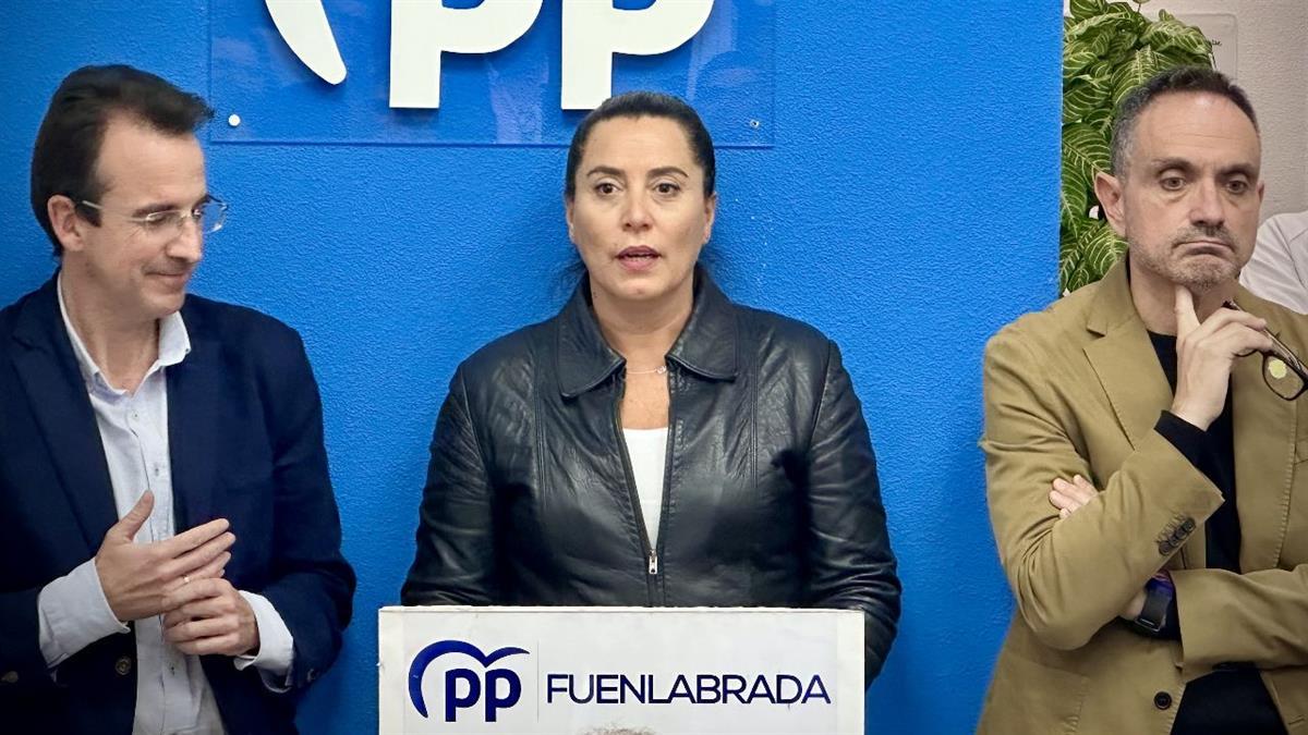 El PP celebra su primera asamblea abierta con la presencia de los alcaldes de Móstoles y Leganés  como ejemplo de que “del socialismo se sale”.