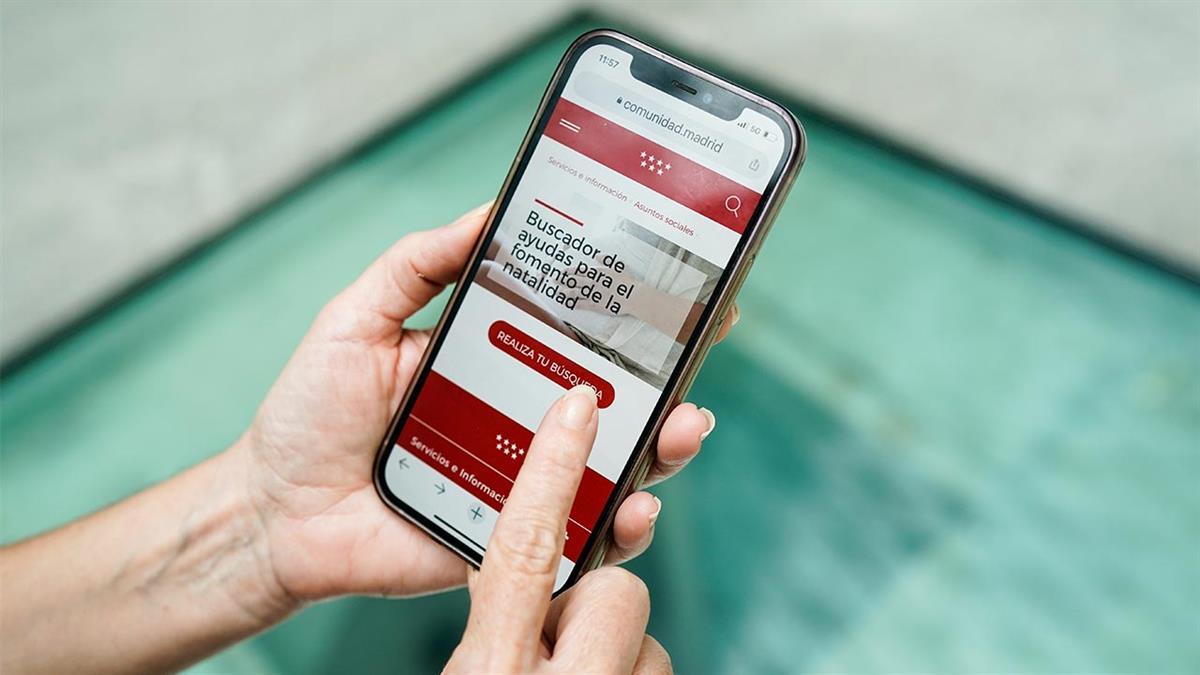 La Comunidad de Madrid presenta una herramienta con la que el usuario obtiene información personalizada sobre los recursos que le corresponden